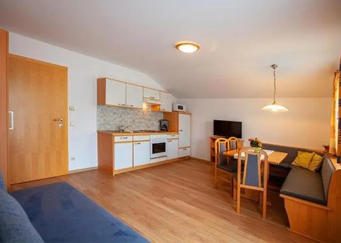 Scharfetter Anna Apartament